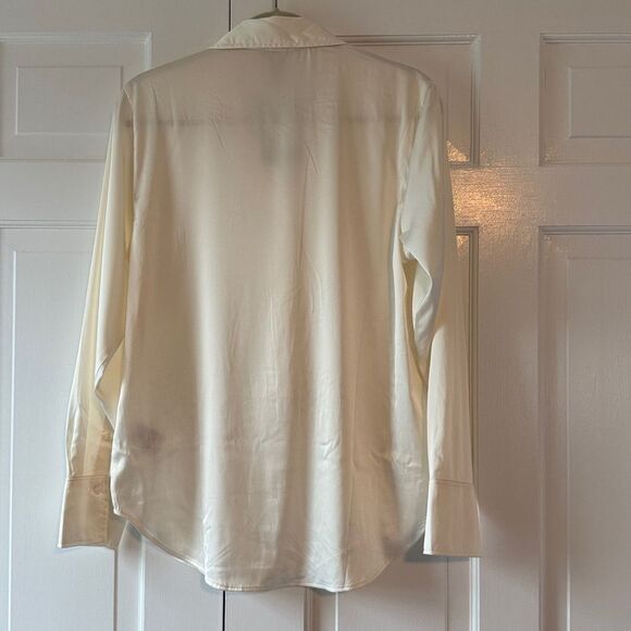 NWT H&M CREAM OFF-WHITE SATIN-Y BLOUSE BUTTON UP COLLAR SIZE SMALL OFFICE WORK - Picture 5 of 9